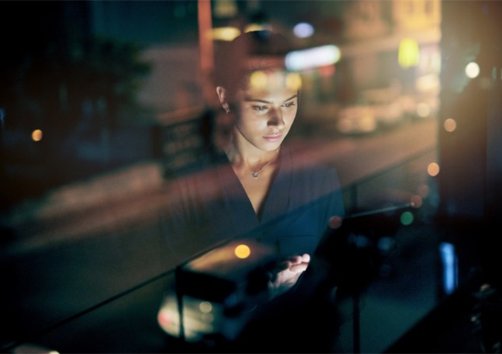 foto noticia Schneider Electric publica un nuevo White Paper y una herramienta que muestran cómo el DCIM aborda los retos de gestión de la IT híbrida.